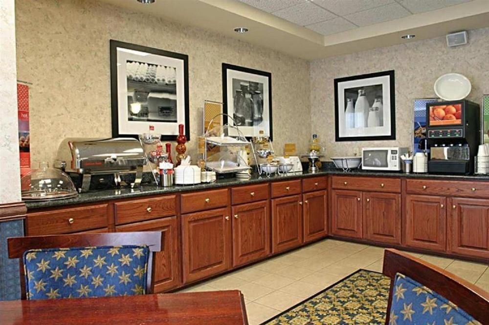Hampton Inn Laporte La Porte Restaurace fotografie